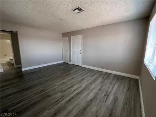 Photo #5: 2600891 Listing 