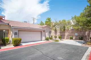 Photo #1: 2600911 Listing