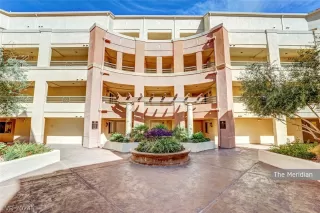 Photo #3: 2600936 Listing