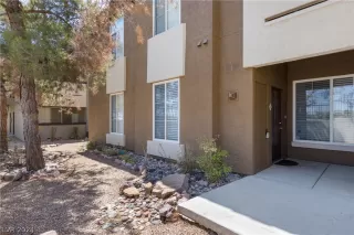 Photo #2: 2600942 Listing