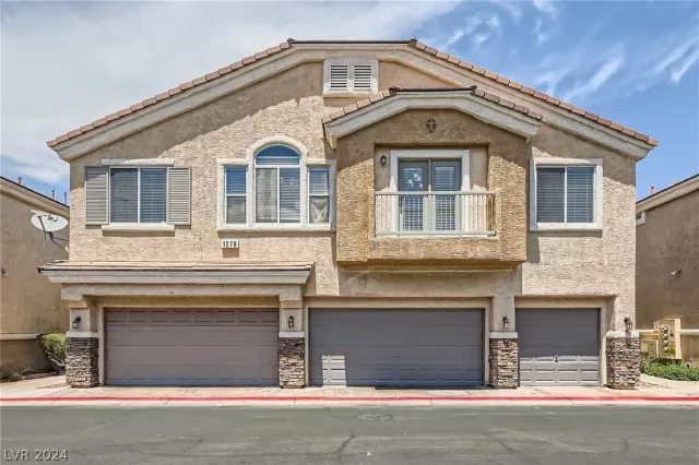 MLS: 2600957 Condo For Sale