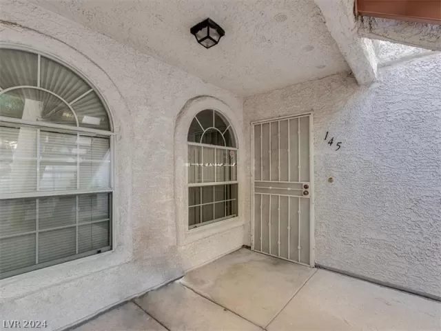 MLS: 2600974 Condo For Sale