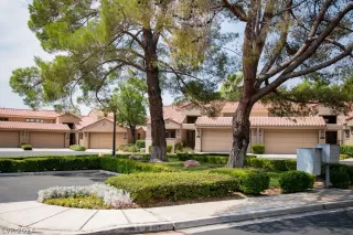 Photo #6: 2600998 Listing