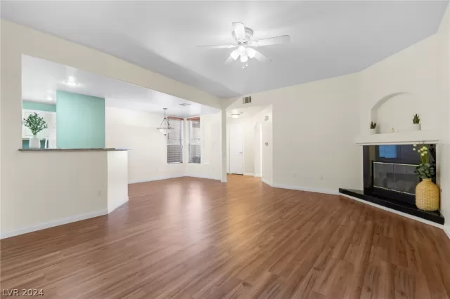 MLS: 2601029 Condo For Sale