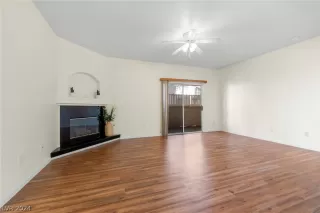 Photo #1: 2601029 Listing