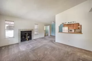 Photo #4: 2601030 Listing