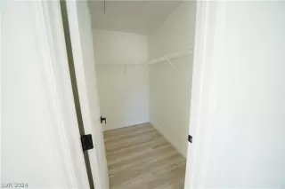 Photo #6: 2601032 Listing 