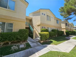 Photo #3: 2601060 Listing