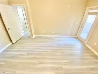 Photo #5: 2601065 Listing 