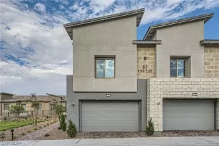 Photo #1: 2601067 Listing 