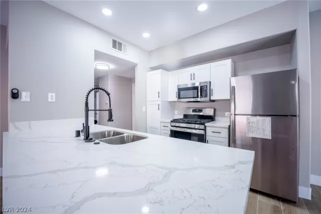 MLS: 2601074 Condo For Sale