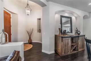 Photo #5: 2601076 Listing