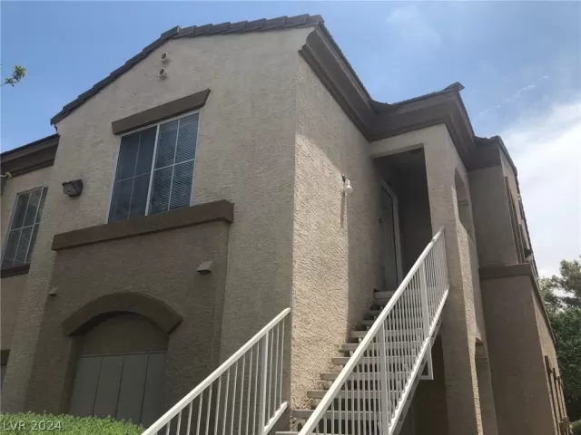 MLS: 2601087 Condo For Sale