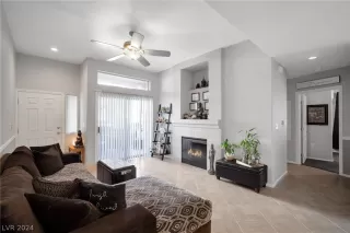 Photo #2: 2601089 Listing