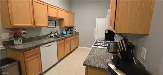 Photo #6: 2601089 Listing