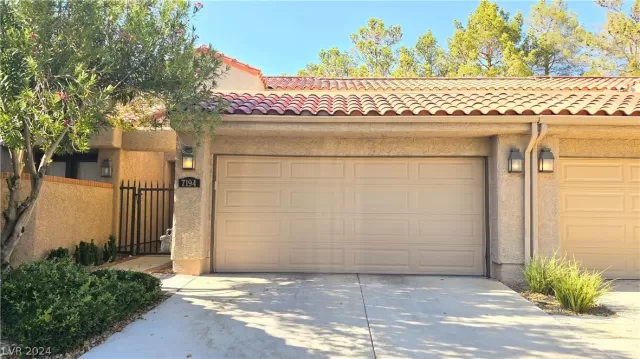 MLS: 2601108 Condo For Sale