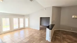 Photo #6: 2601108 Listing 