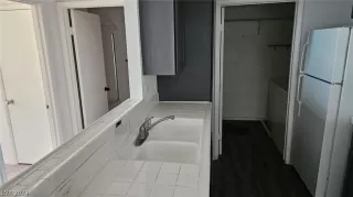 Photo #1: 2601164 Listing