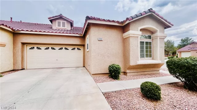 MLS: 2601170 Condo For Sale