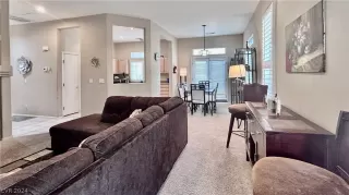 Photo #5: 2601170 Listing