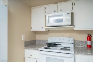 Photo #6: 2601185 Listing