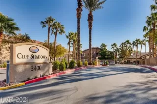 Photo #1: 2601192 Listing 