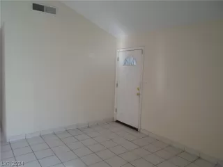 Photo #4: 2601199 Listing 