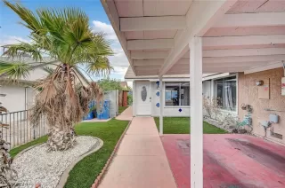 Photo #1: 2601207 Listing 