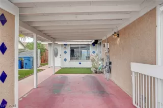 Photo #2: 2601207 Listing 