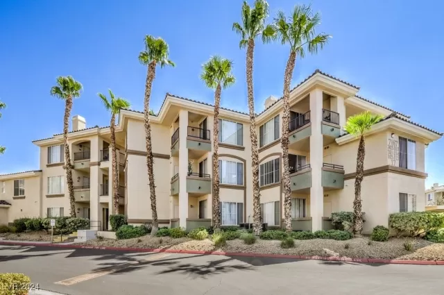 MLS: 2601213 Condo For Sale