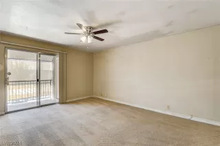 Photo #6: 2601246 Listing