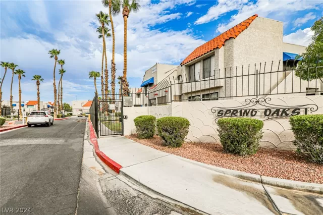 MLS: 2601247 Condo For Sale