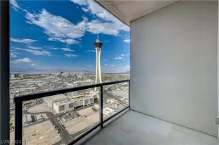 Photo #4: 2601253 Listing