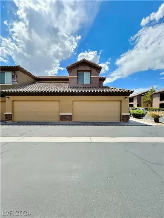 Photo #2: 2601264 Listing 