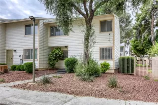 Photo #1: 2601279 Listing 