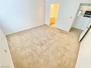 Photo #6: 2601298 Listing 