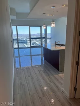 Photo #2: 2601324 Listing 