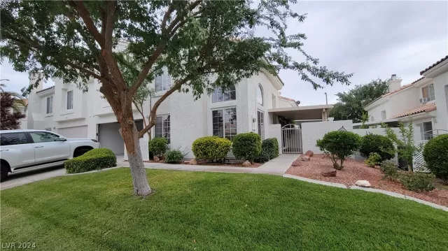 MLS: 2601346 Condo For Sale