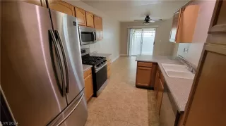 Photo #3: 2601346 Listing 