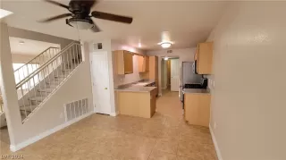 Photo #5: 2601346 Listing 