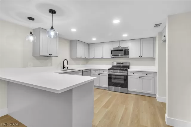 MLS: 2601353 Condo For Sale