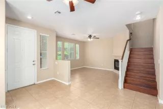 Photo #2: 2601369 Listing