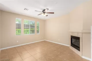 Photo #5: 2601369 Listing