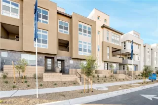 Photo #6: 2601374 Listing