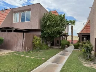 Photo #1: 2601382 Listing 