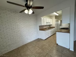 Photo #4: 2601382 Listing 