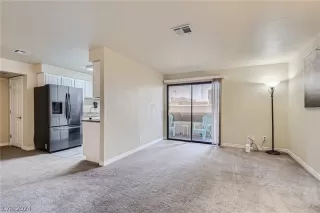 Photo #2: 2601389 Listing 