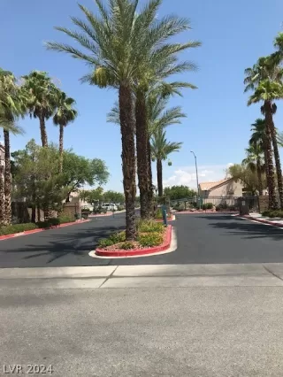 Photo #2: 2601394 Listing 