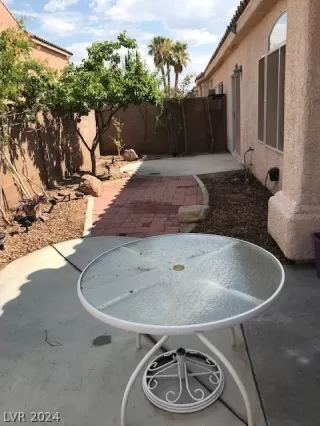 Photo #3: 2601394 Listing 