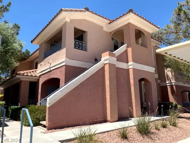 MLS: 2601407 Condo For Sale